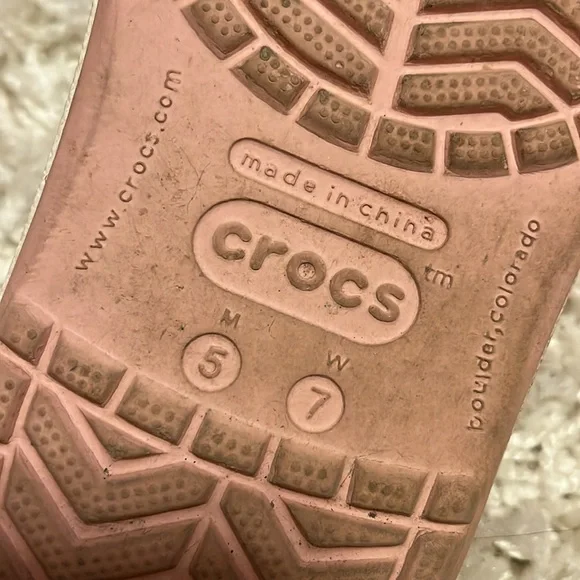 Light Pink CROCS. - Picture 6 of 8